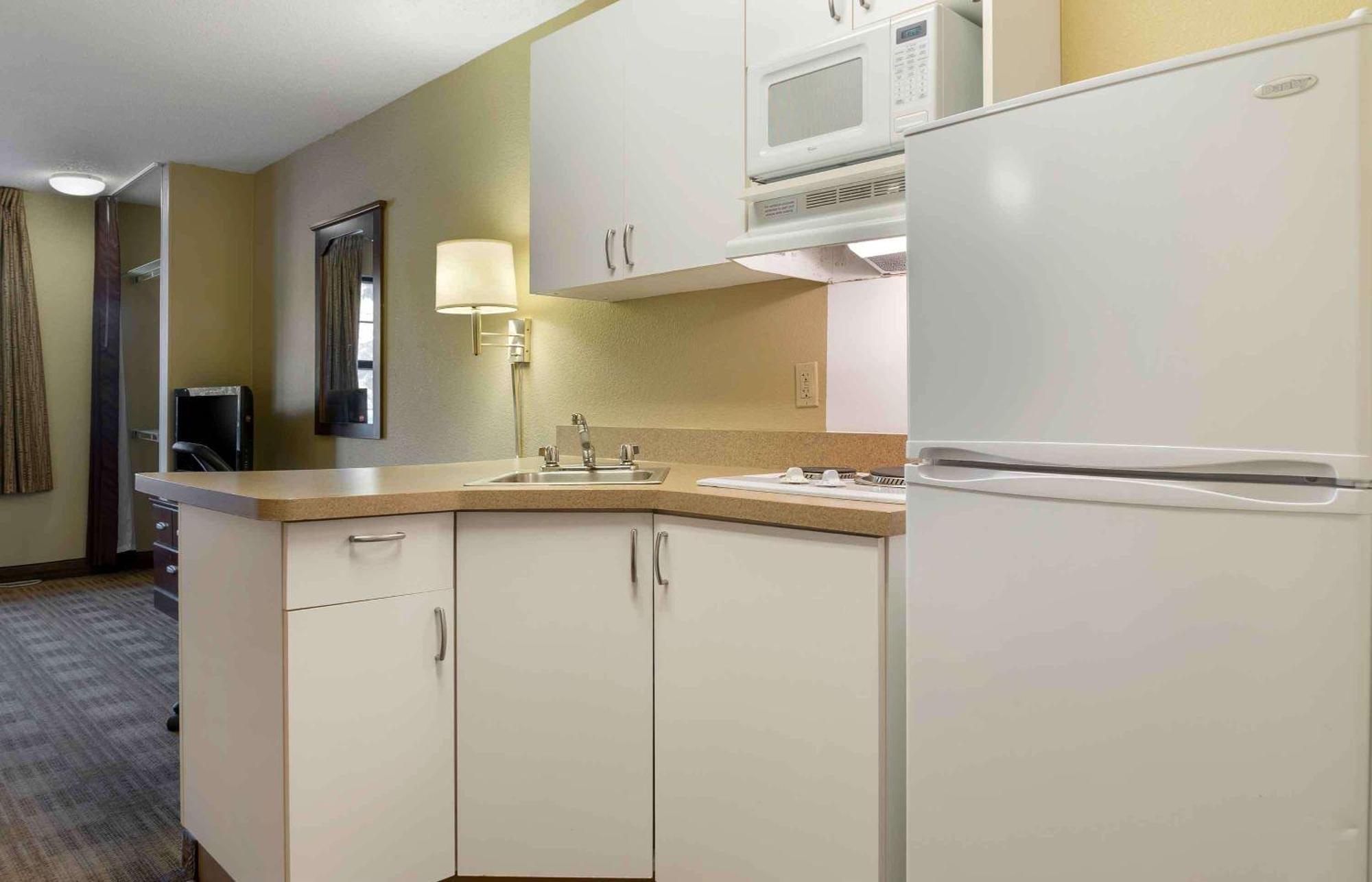 Extended Stay America Suites - Detroit - Metropolitan Airport Romulus Ngoại thất bức ảnh